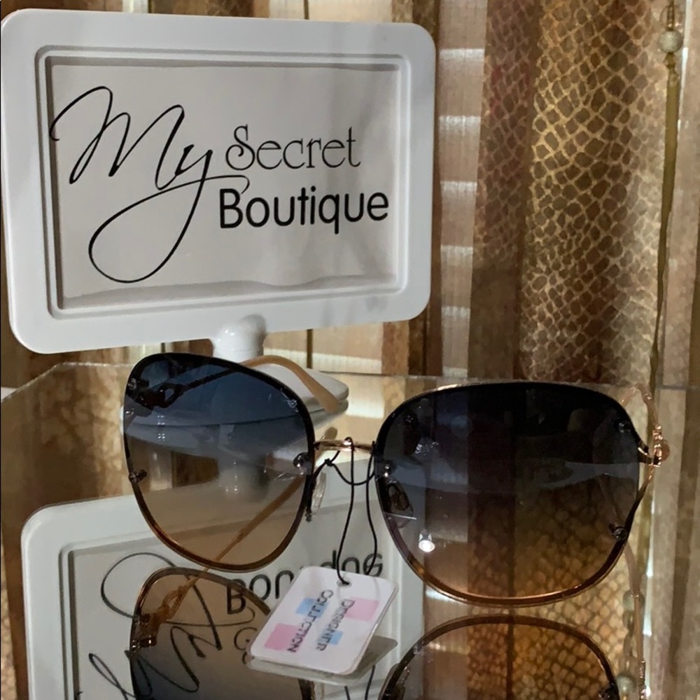 💎2/$20 Sunglasses✨